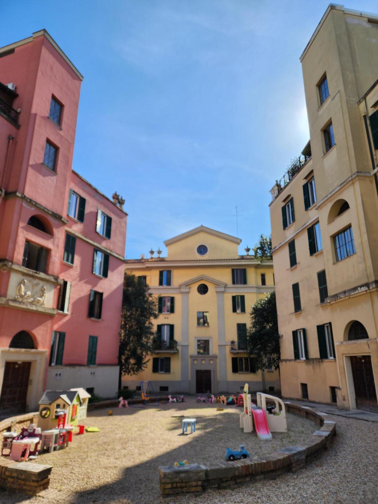 Cozy Haven Near San Giovanni Privatunterkunft *